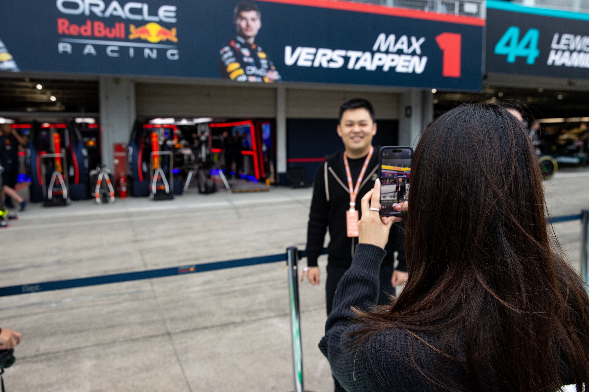 Aramco F1® Pit Lane Walk Inclusion